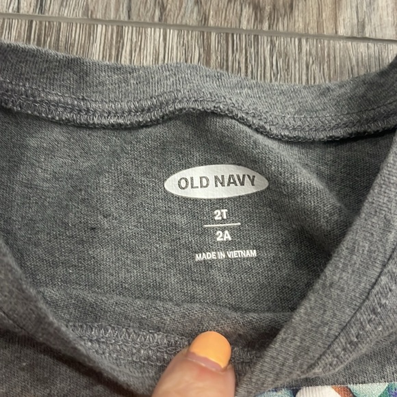 🦄5/25 Sweetheart Tshirt - Picture 3 of 4